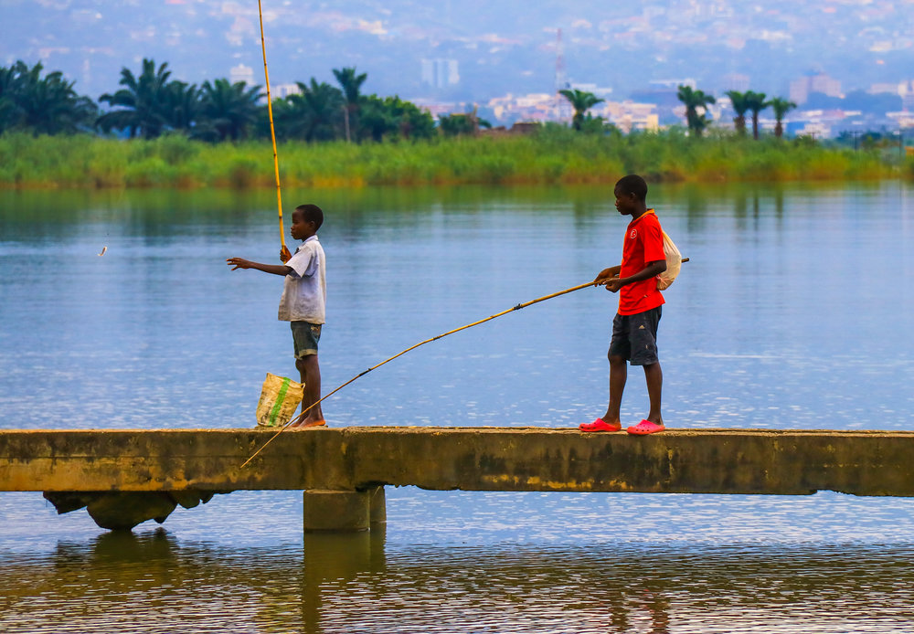 Enfants Pêcheurs